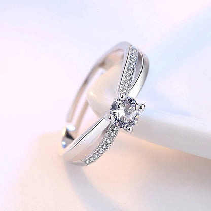 Justerbar forlovelsesring